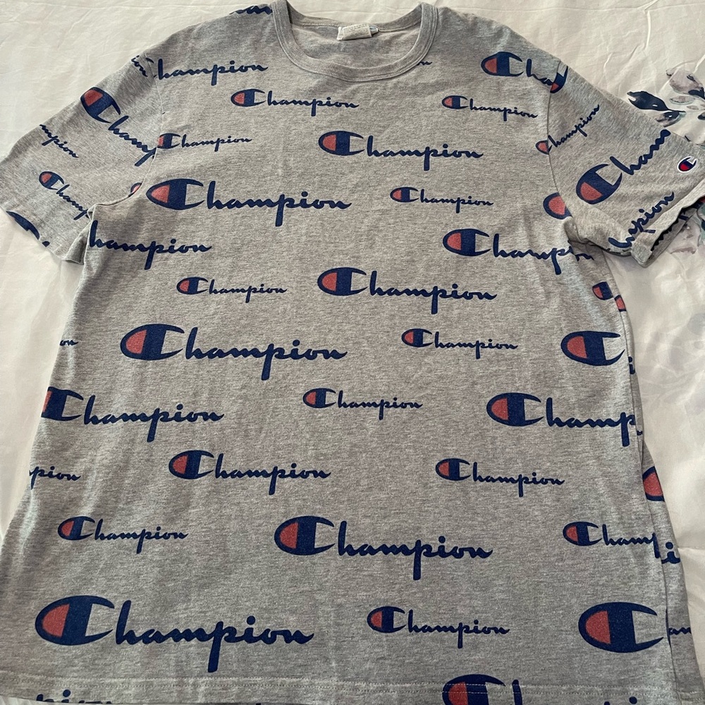 Champion short sleeve shirt (large)
